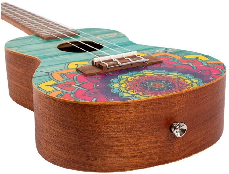 ukulele-de-concert-flight-modele-auc-33-mansion-mu_0004.jpg