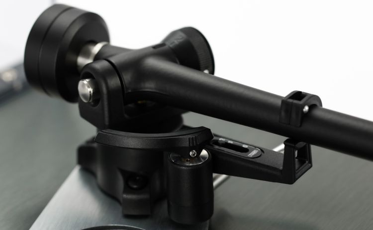 plattenspieler-rega-modell-planar-3-rs-schwarz_0006.jpg